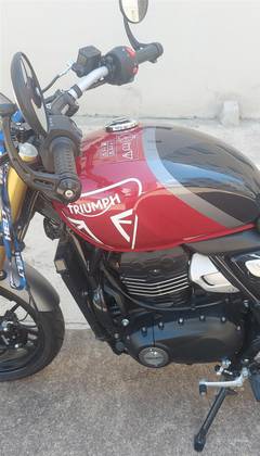 TRIUMPH SPEED 400 